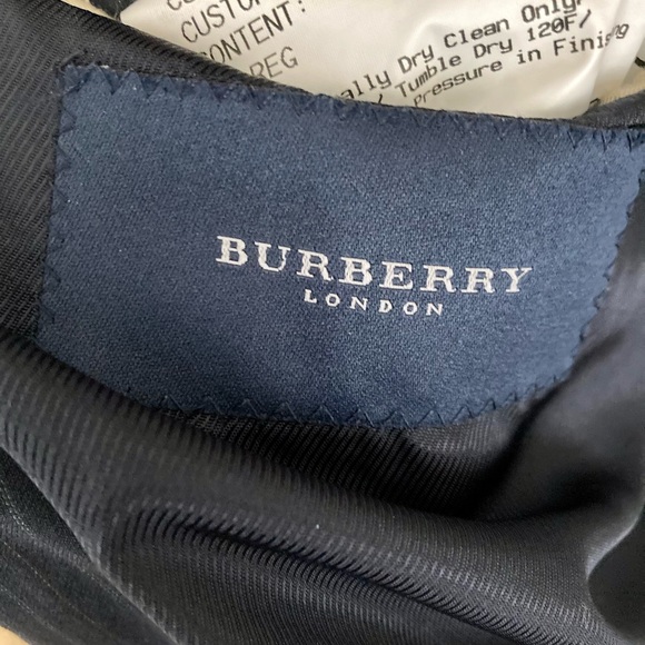 Burberry men’s jacket 40R Blue with delicate pin striping - Picture 6 of 8